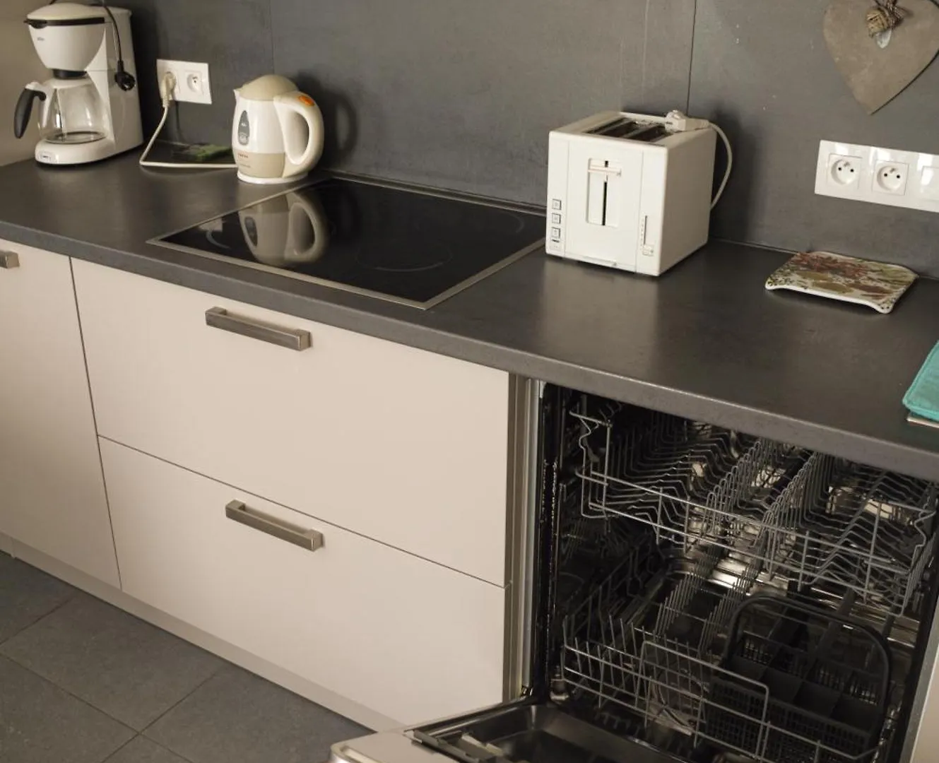 1Br Apt Metro Hopital Erasme Bordet Handicapt Friendly 브뤼셀